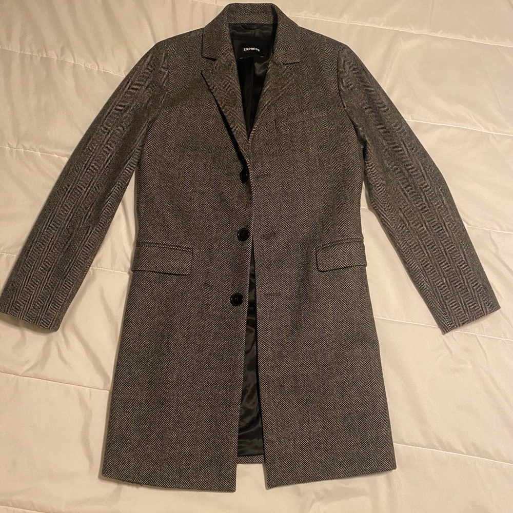 Express Italian Herringbone coat women’s size XS gray